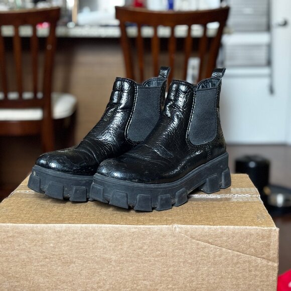 Circus Brand Combat Chelsea Boots - Faux Black Leather - Size 8 - Picture 1 of 5